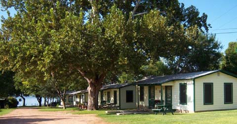 Little Lodge on the Lake in Kingsland, Texas